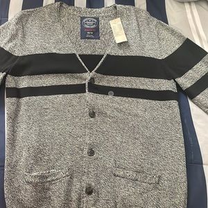 AE Cardigan
